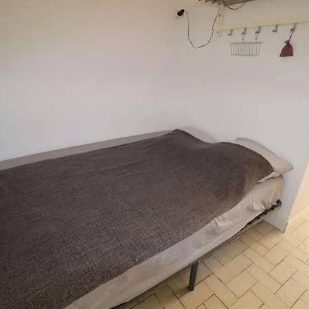Avec Terrasse Et Parking Au Grau-du-roi - Fr-1-307-256 Apartment Le Grau-du-Roi