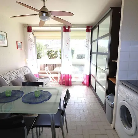 Apartment Avec Terrasse Et Parking Au Grau-du-roi - Fr-1-307-256 Le Grau-du-Roi